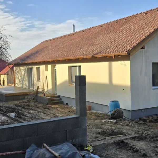 Homlokzati hőszigetelés (Dryvit) kivitelezése – 23. fotó